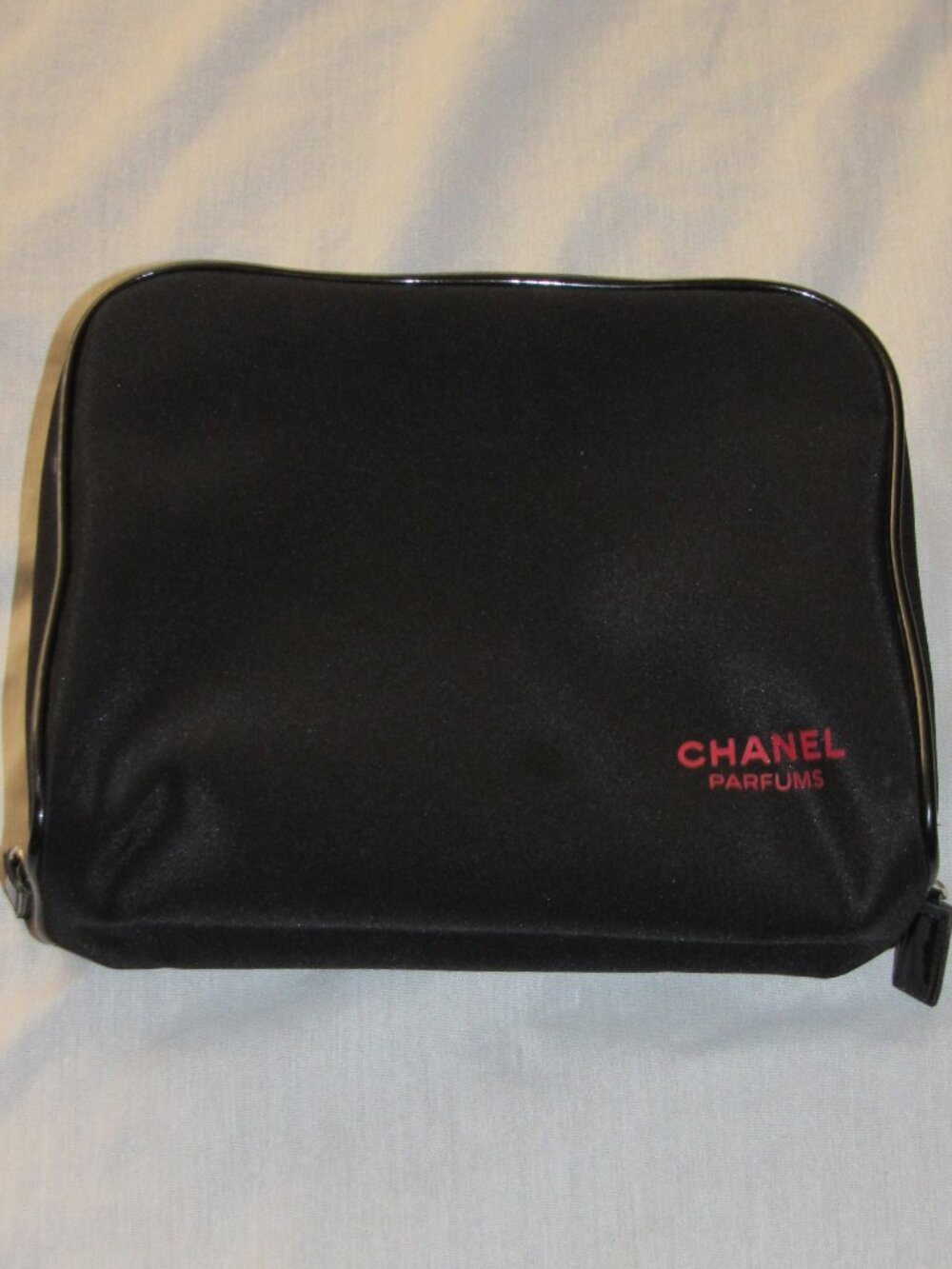 CHANEL Parfums Toiletry Cosmetic Travel Make Up Zip Around Bag Case 9" x 7"